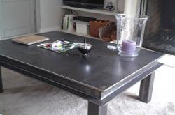 Table acier, style industriel. - 