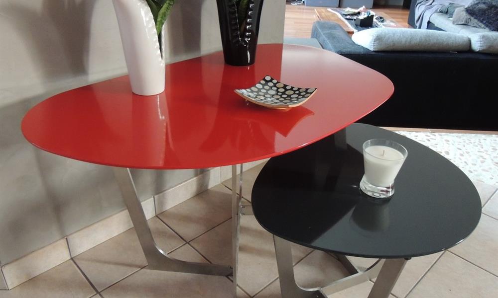 Table sur mesure acier laqué. - 