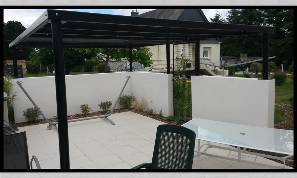 pergola en acier avec grillage pour plantation ARINOX - 