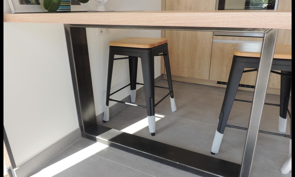 Pied de table en acier sur mesure ARINOX - 