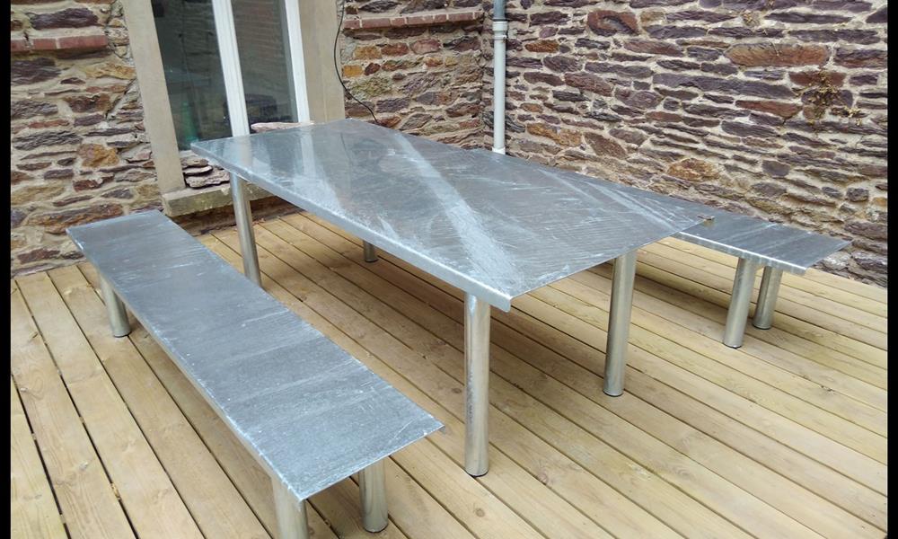 Table d'extérieur en acier galvanisé ARINOX - 
