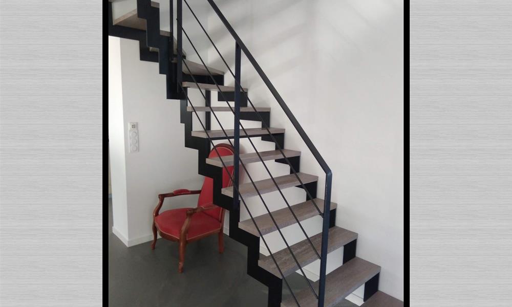 Escalier acier bois limon double crémaillère 1/4 tournant ARINOX - 