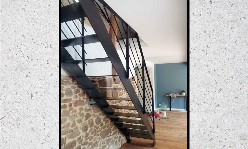 Escalier  droit limon droit métal ARINOX - 