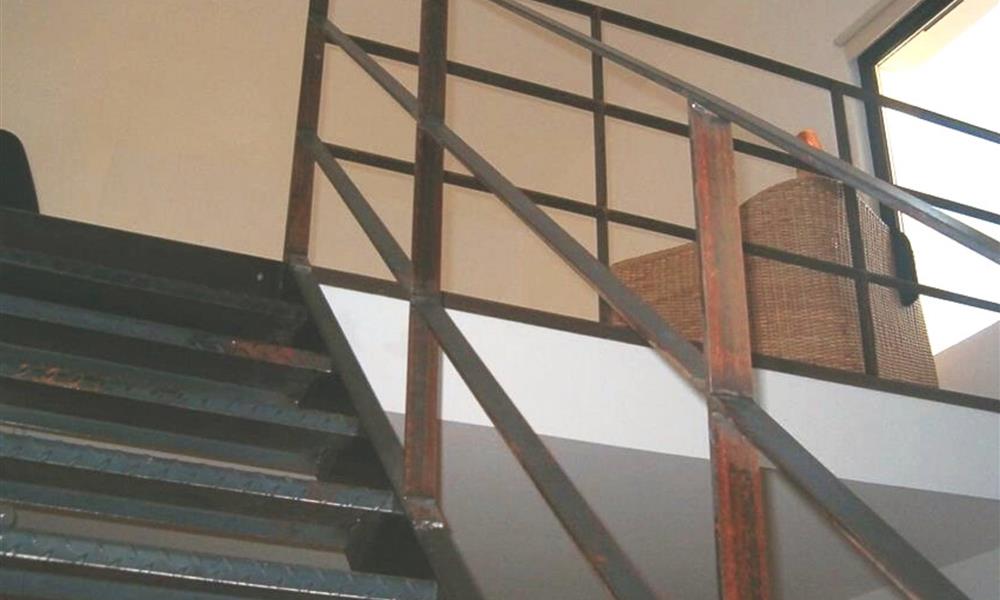 Escalier acier rouillé. ARINOX - 