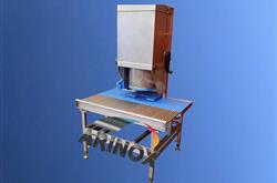 Machine fermeuse de seaux - 