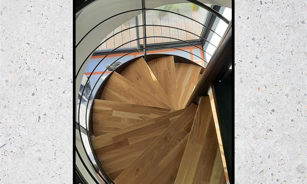 Escalier hélicoïdal acier bois ,chêne ARINOX - 